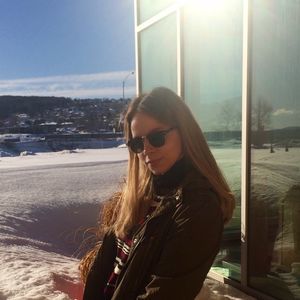 Meet your Posher, Laurie